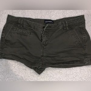 Y2K Express Shorts Army Green Utility Booty Shorts Women’s size 4